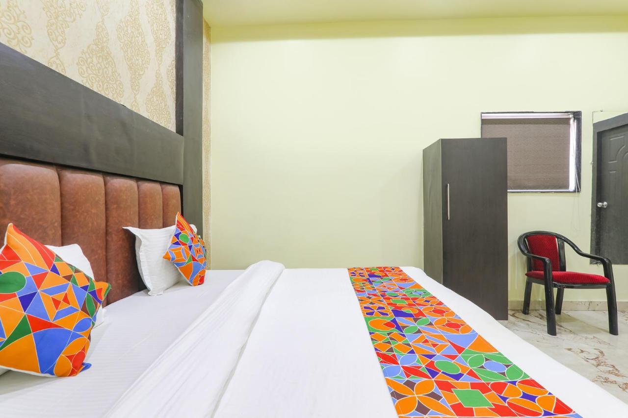 Hotel Fabexpress Gs Residency Varanasi Esterno foto