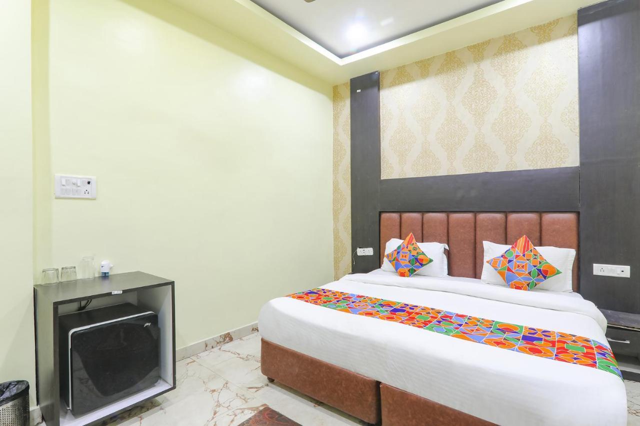 Hotel Fabexpress Gs Residency Varanasi Esterno foto